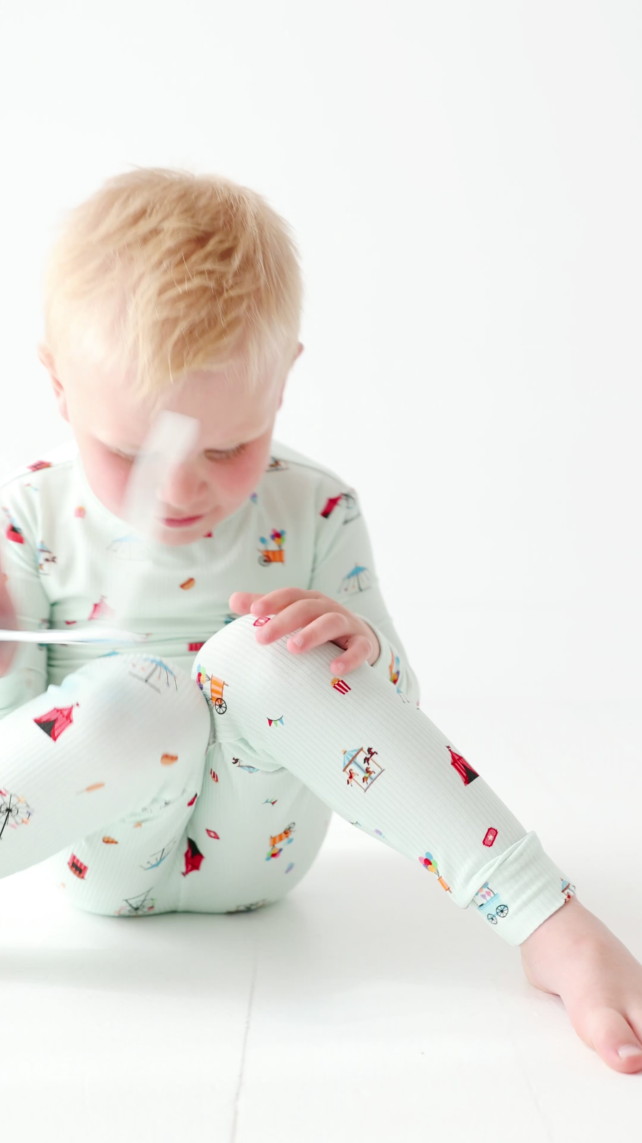 County Fair Small Ribbed Two-Piece Set