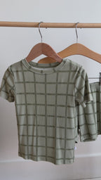 Grid Sage Green Small Ribbed Shorts Two-Piece Set