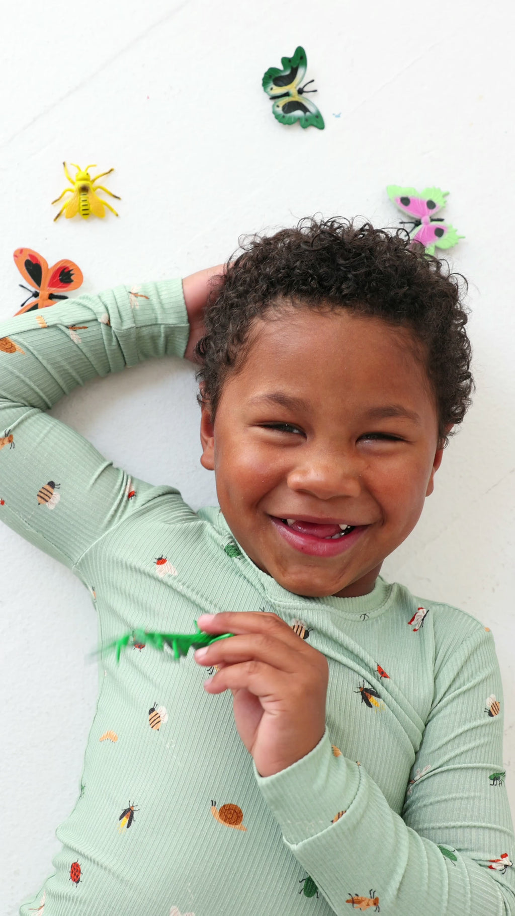 Backyard Bugs Small Ribbed Two-Piece Set