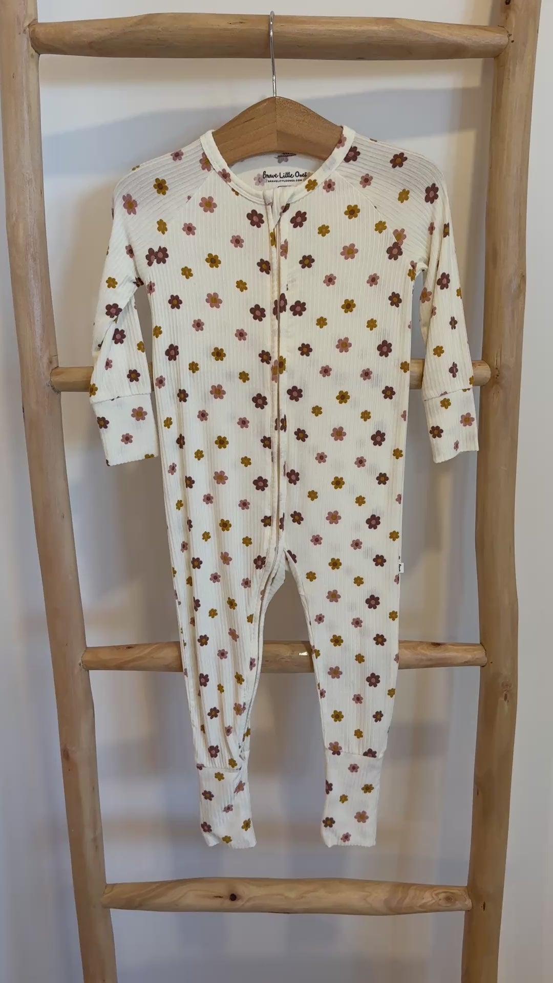 Pink Daisies Small Ribbed Zip Romper