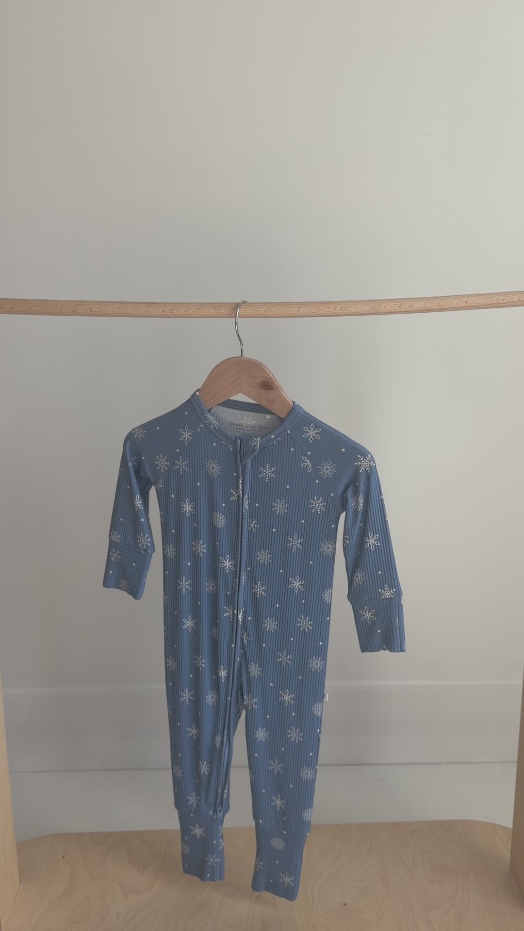 Snowflakes Small Ribbed Zip Romper