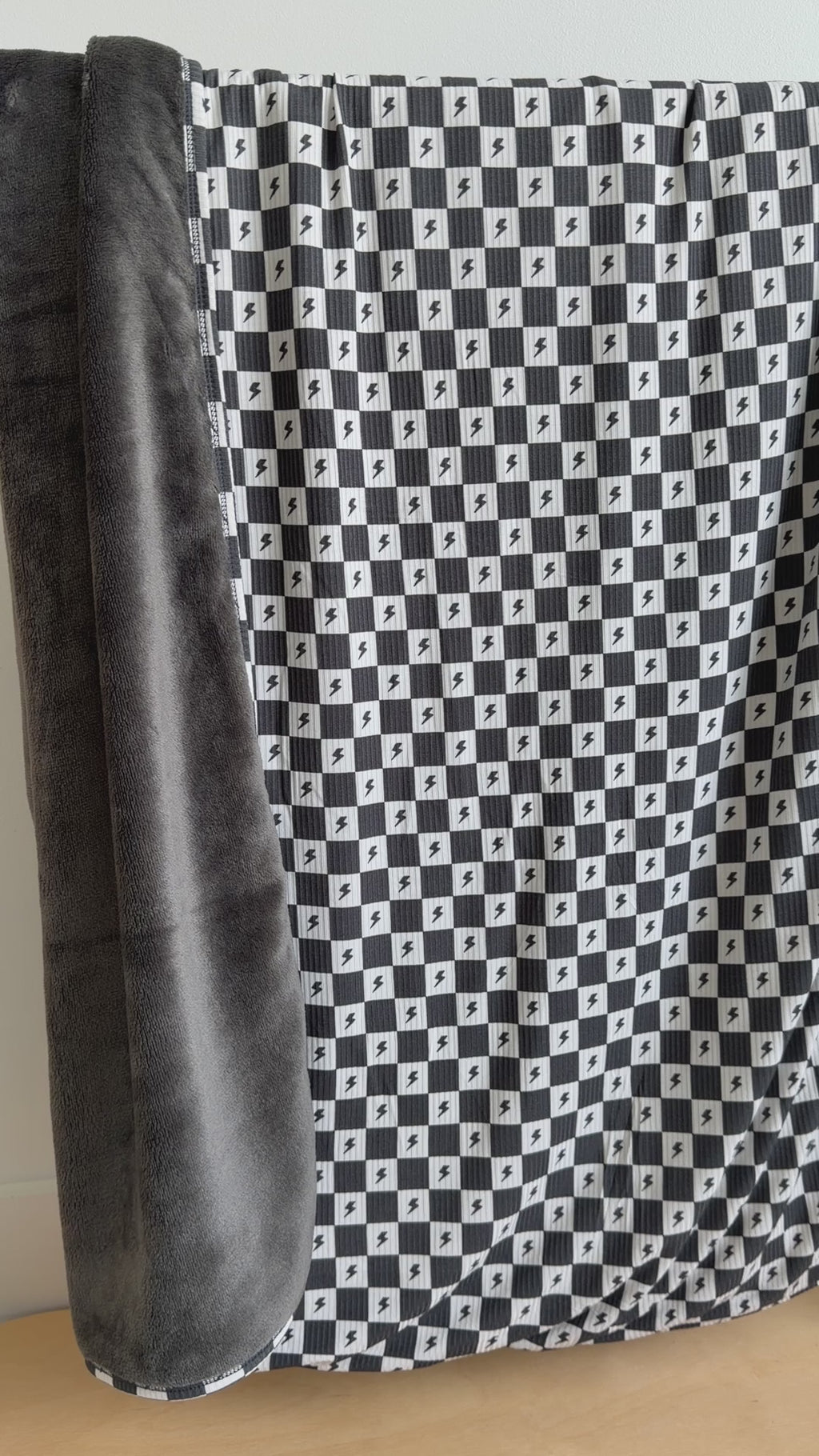 Checkered Lightning Bolt Small Ribbed Toddler Blanket