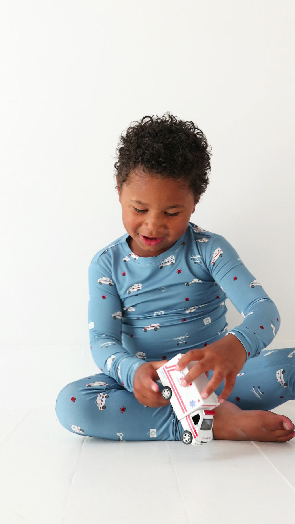 Ambulances Two-Piece Set