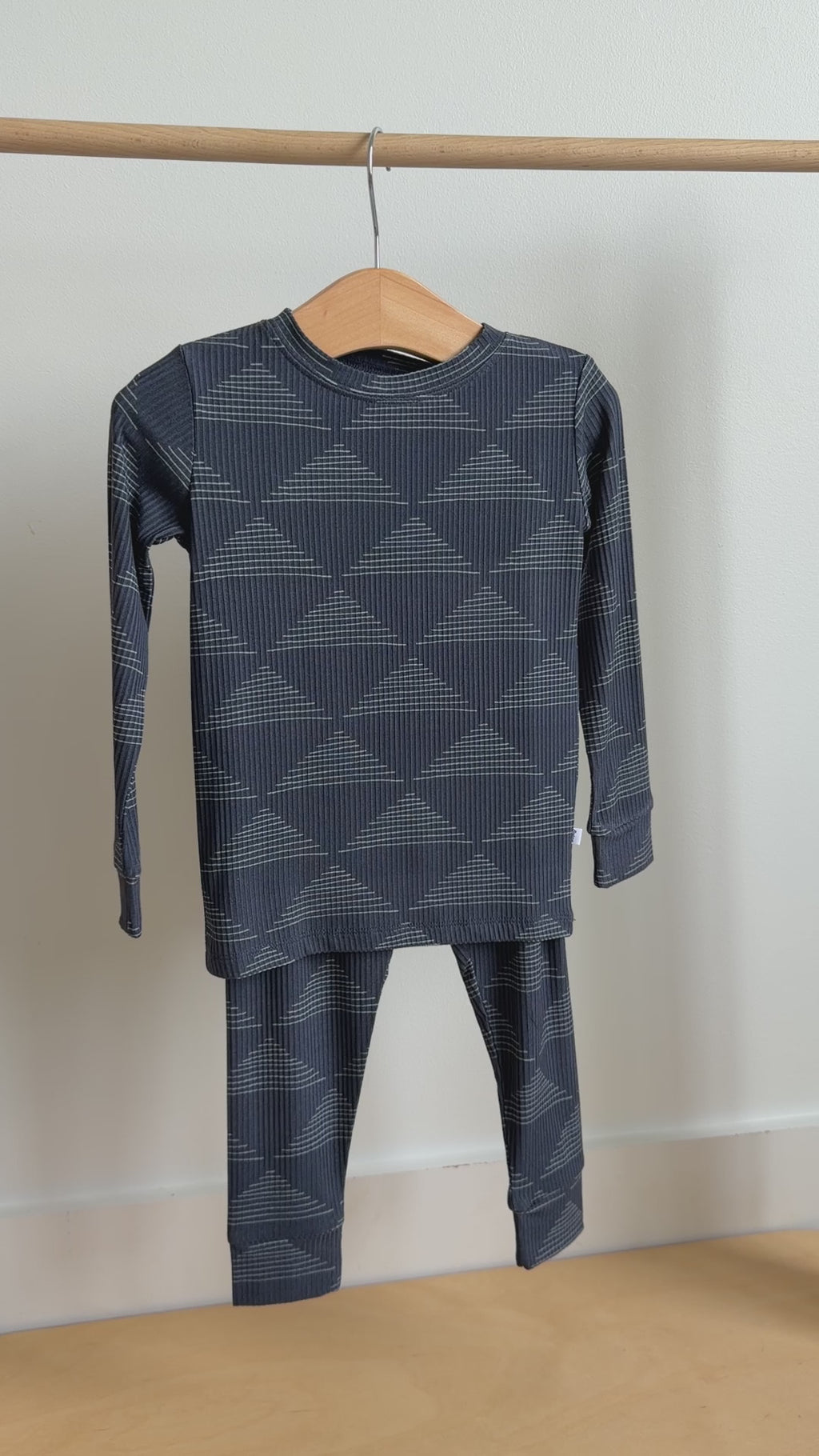 Triangles Small Ribbed Two-Piece Set
