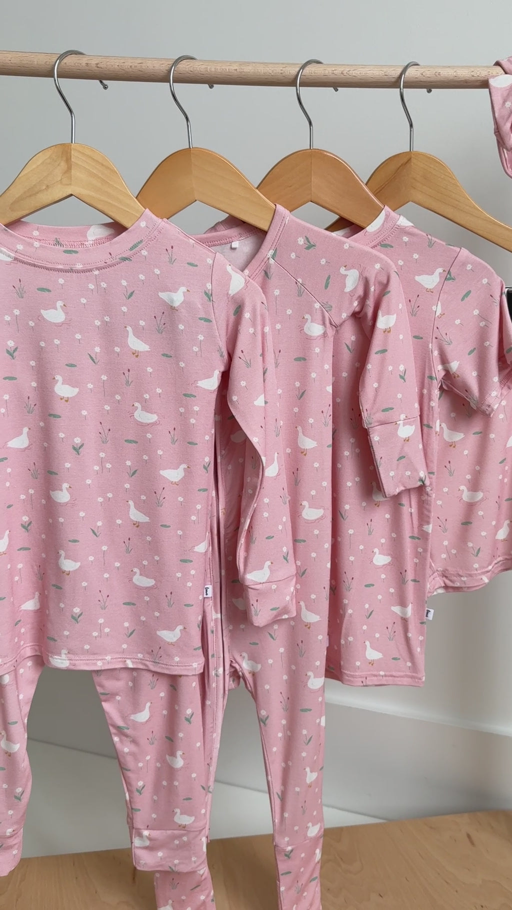 Ducks & Daisies Two-Piece Set