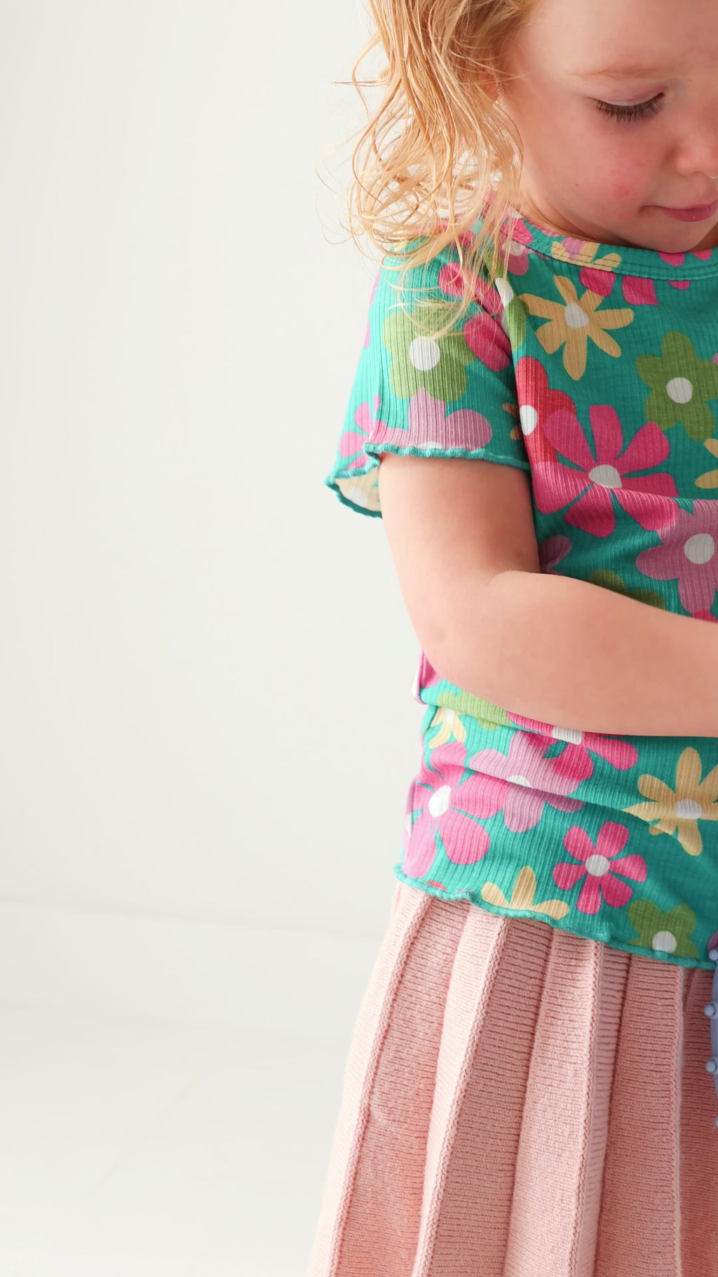 Retro Daisies Lettuce-Edge Ribbed Shirt