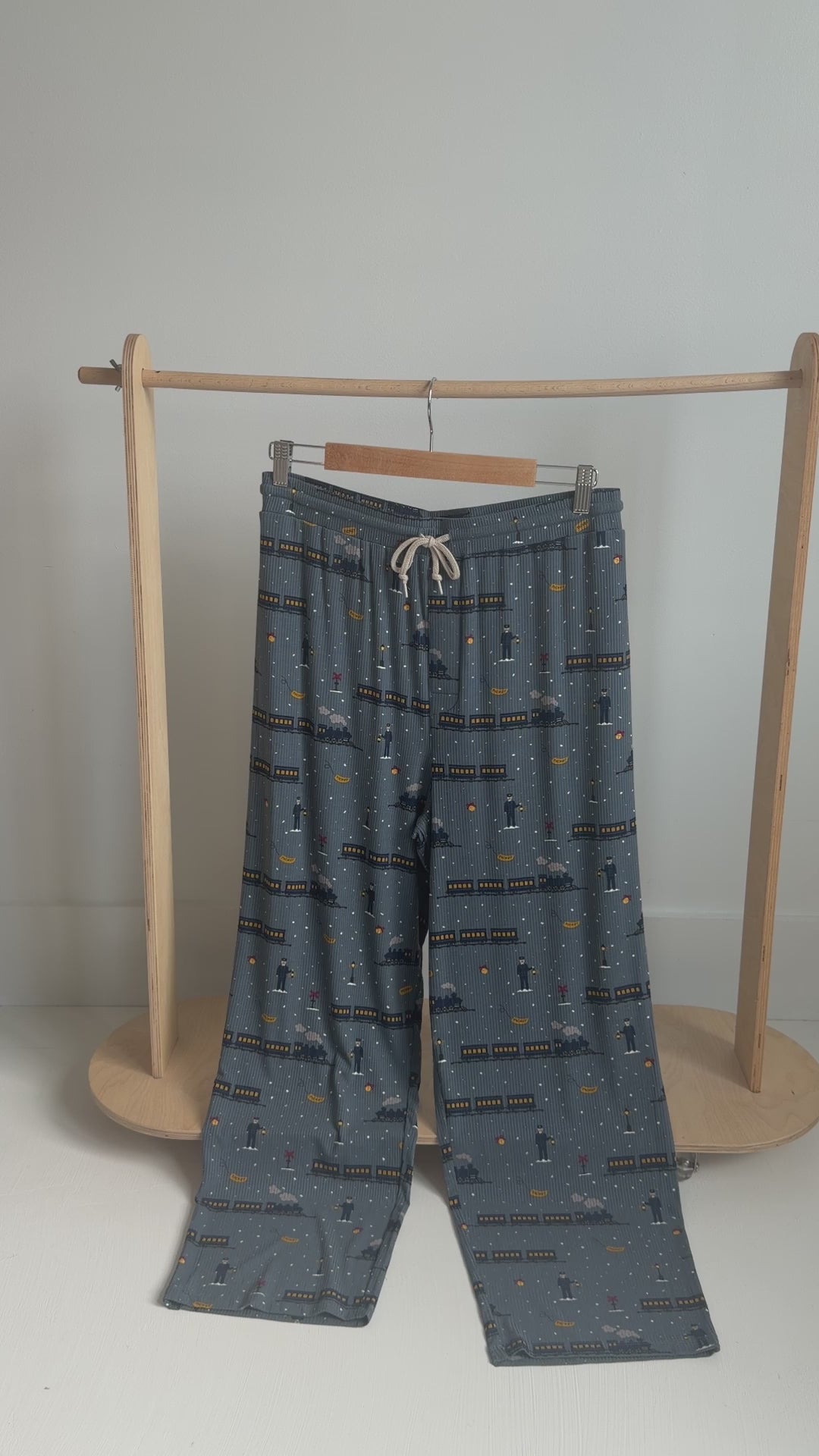 Christmas Trains Small Ribbed Men's Pants