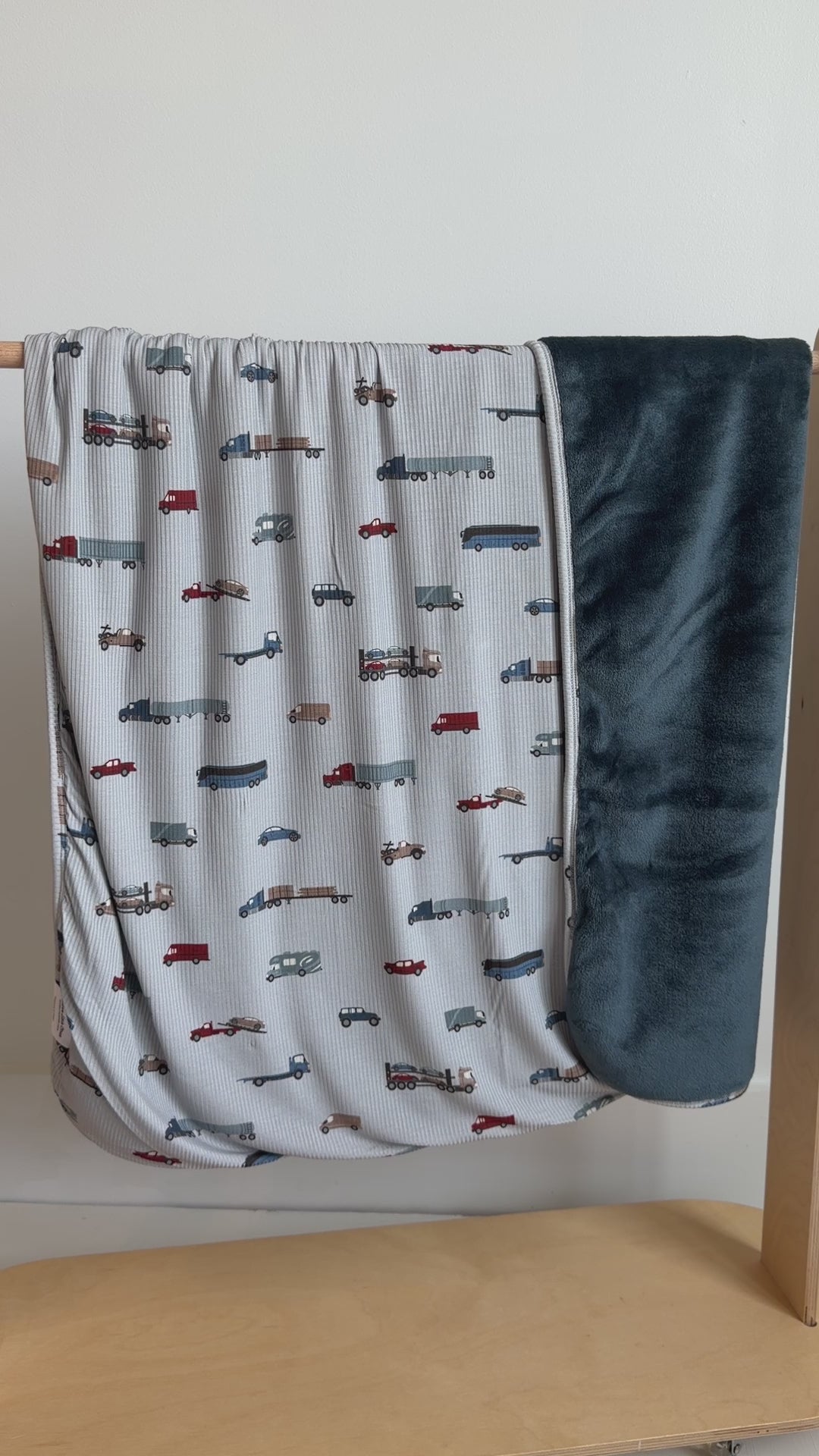 Road Vehicles Small Ribbed Youth Blanket
