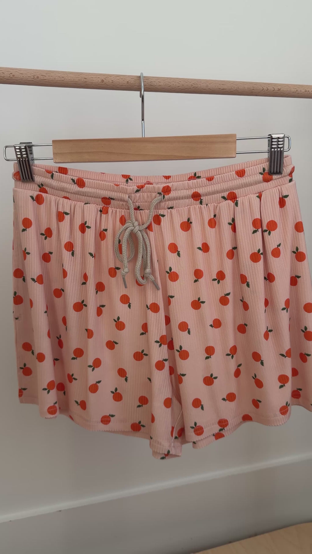 Oranges Small Ribbed Women's Short Sleeve Top