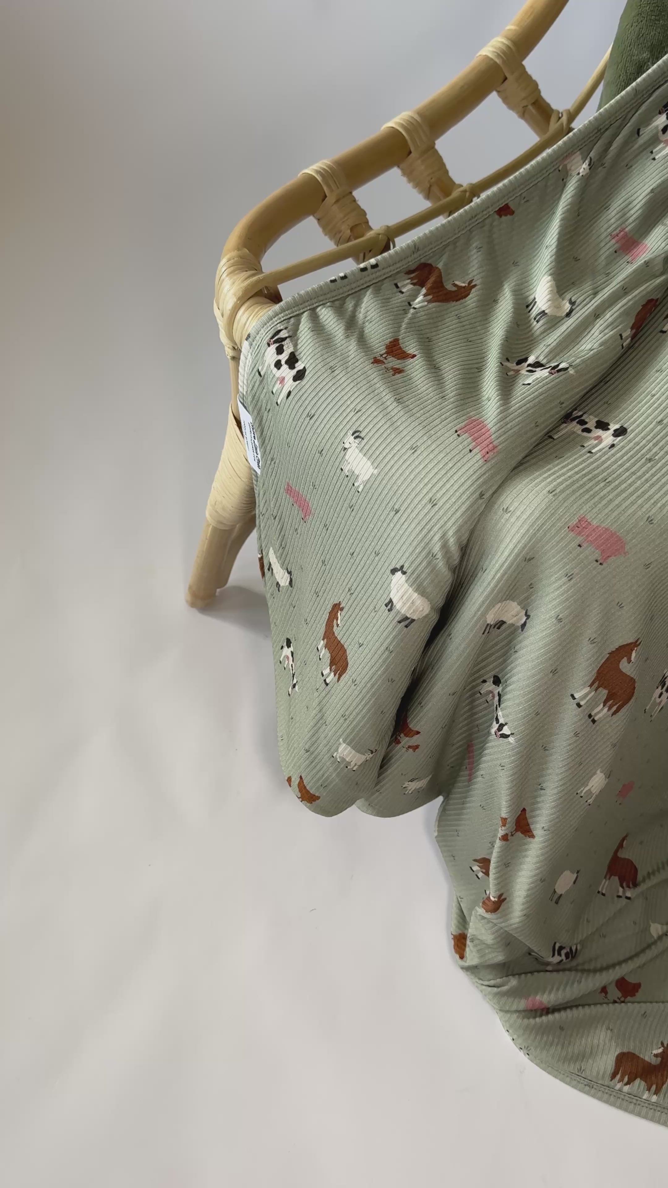 Farm Animals Small Ribbed Adult Blanket