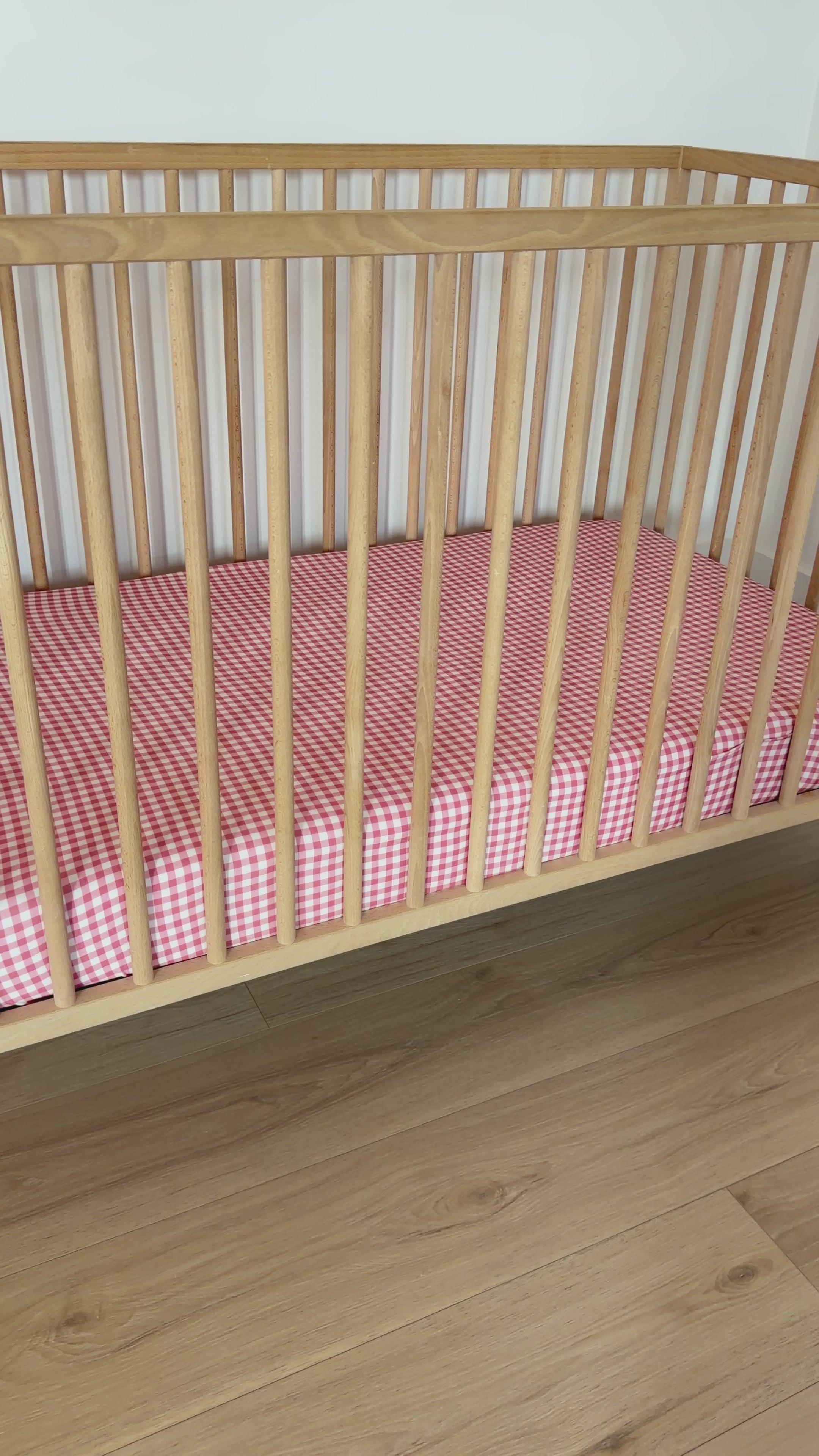 Mauve Small Gingham Crib Sheet
