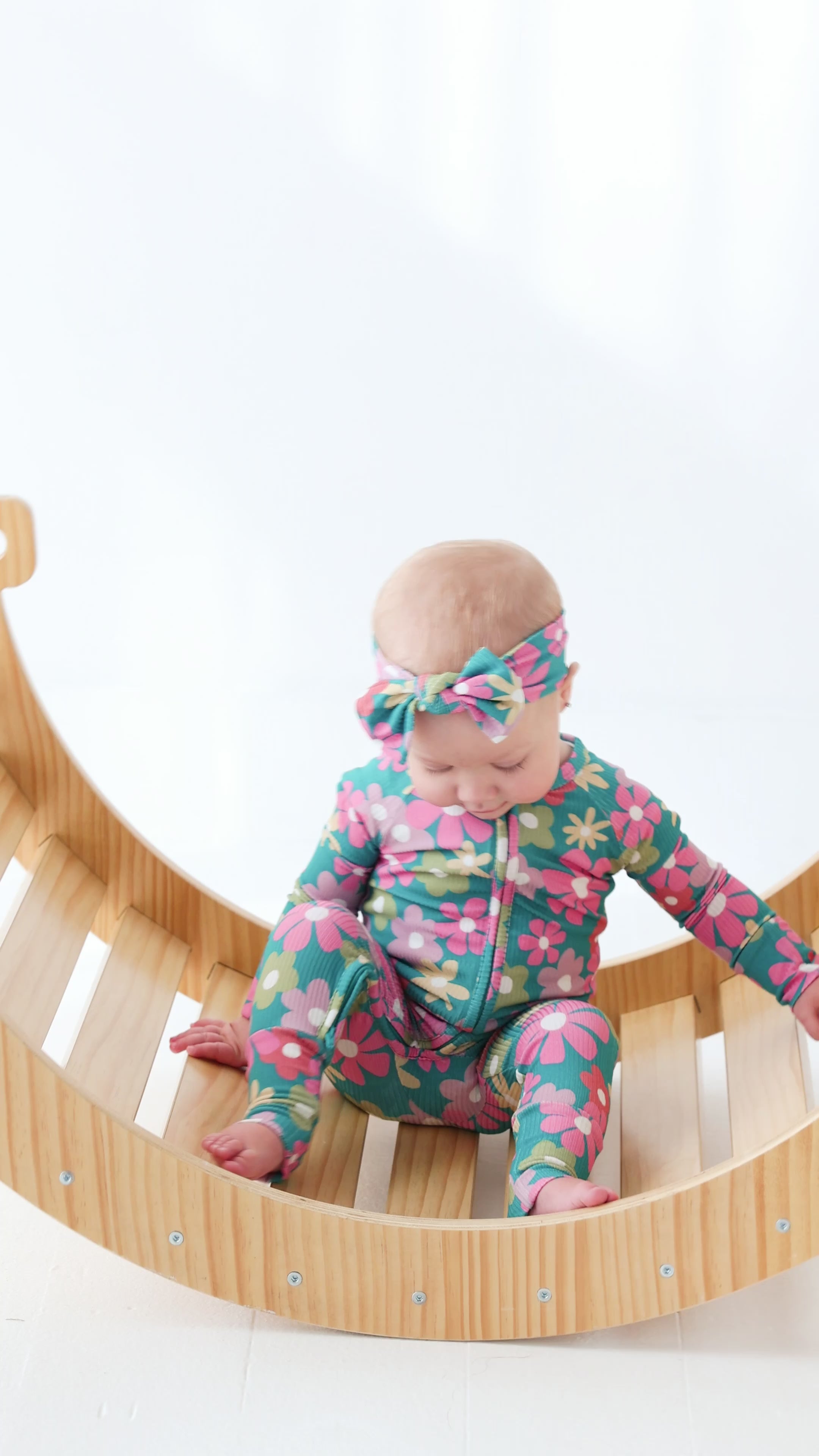 Retro Daisies Small Ribbed Bow