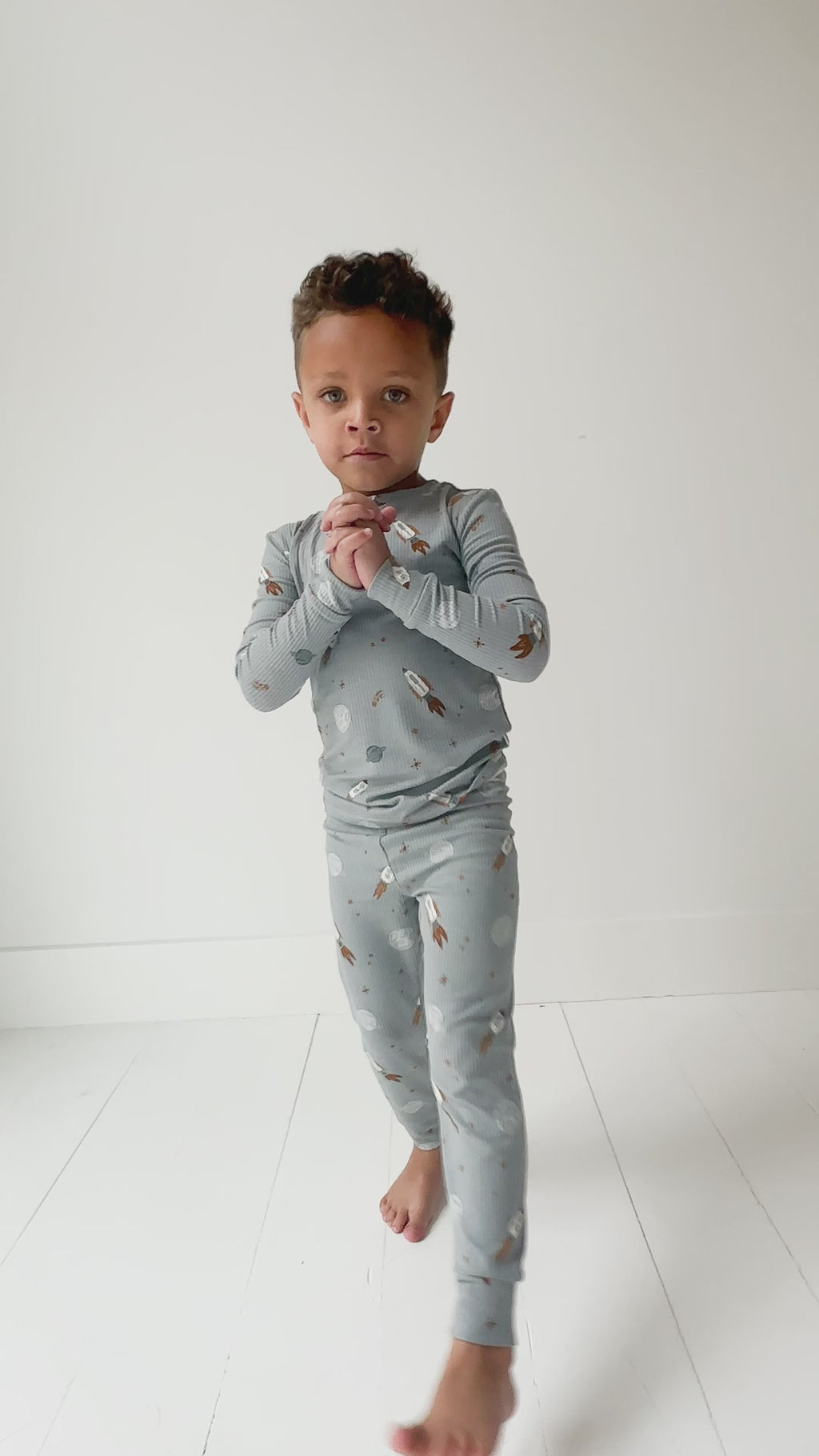 Space Explorers Small Ribbed Two-Piece Set