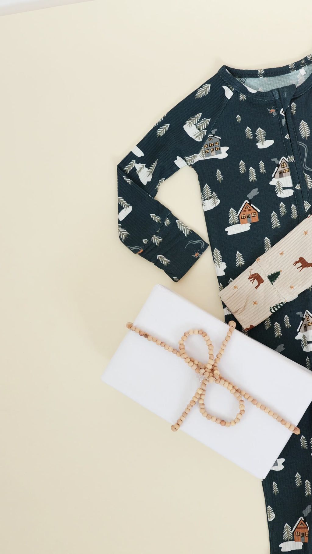 Snowy Village Small Ribbed Zip Romper