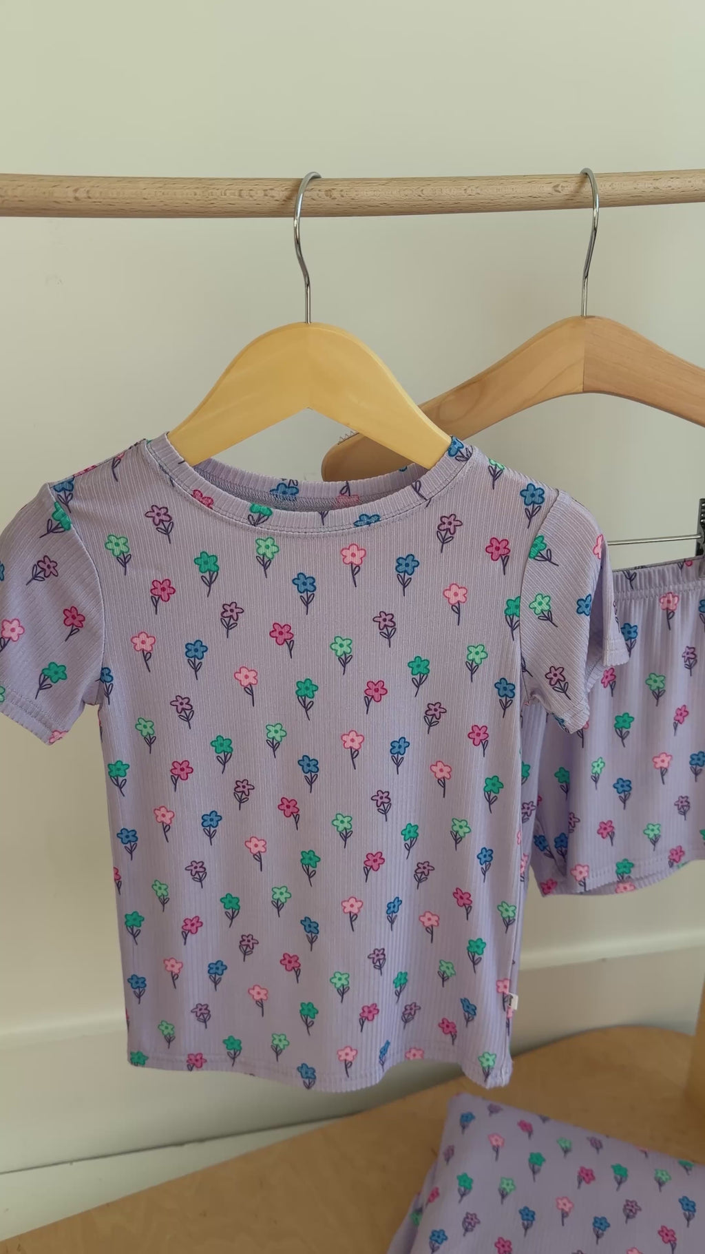 Lilac Daisies Small Ribbed Shorts Two-Piece Set