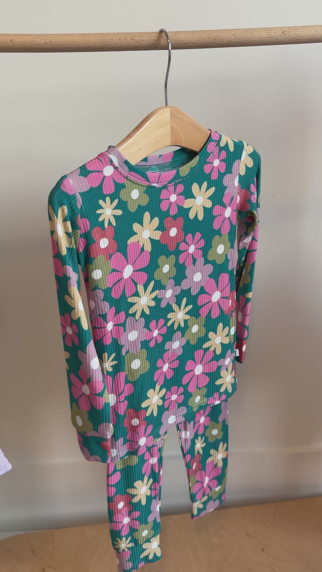 Retro Daisies Small Ribbed Two-Piece Set