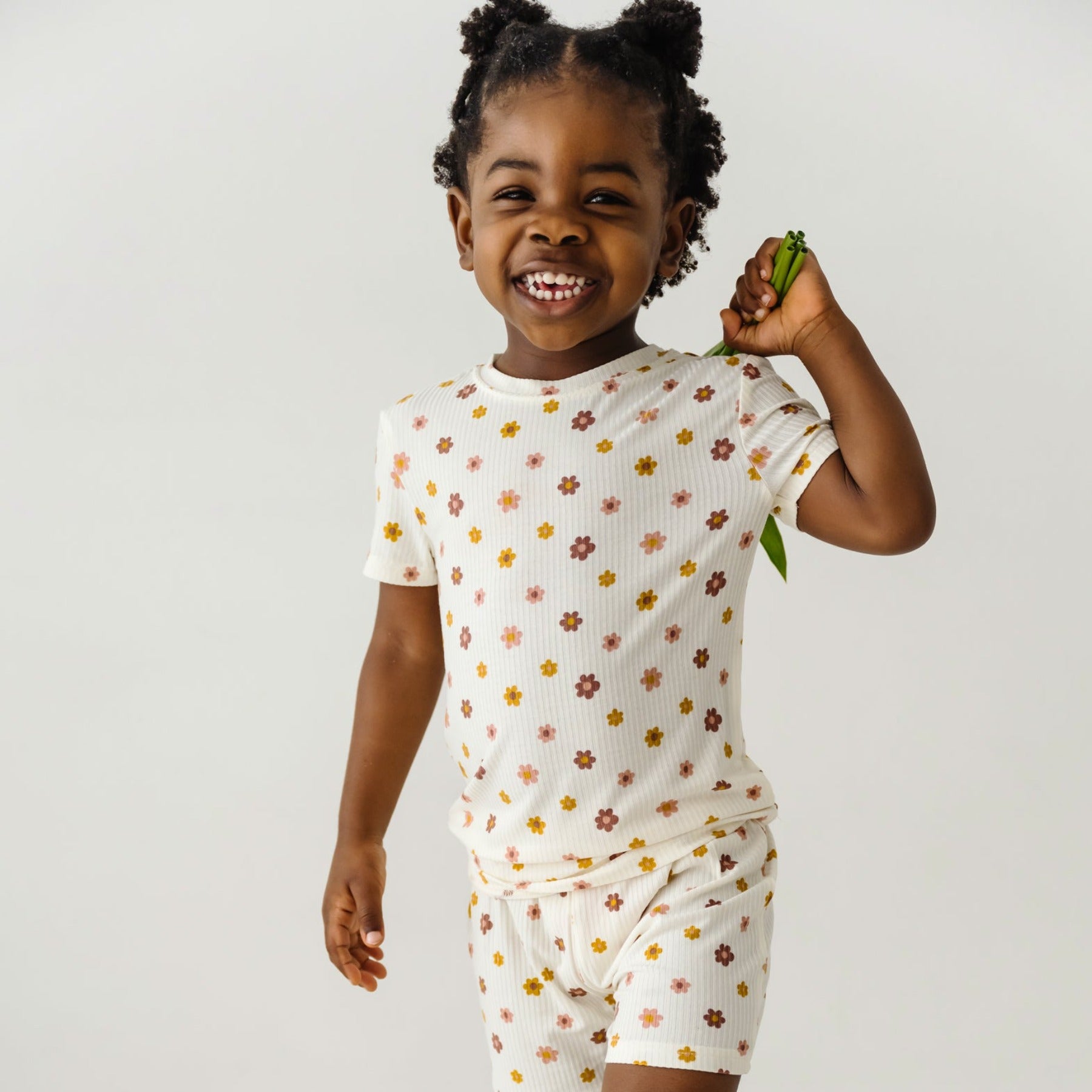 Pink Daisies Small Ribbed Shorts Two-Piece Set